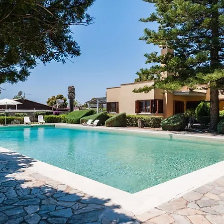 Villa Maria Luisa Syracuse